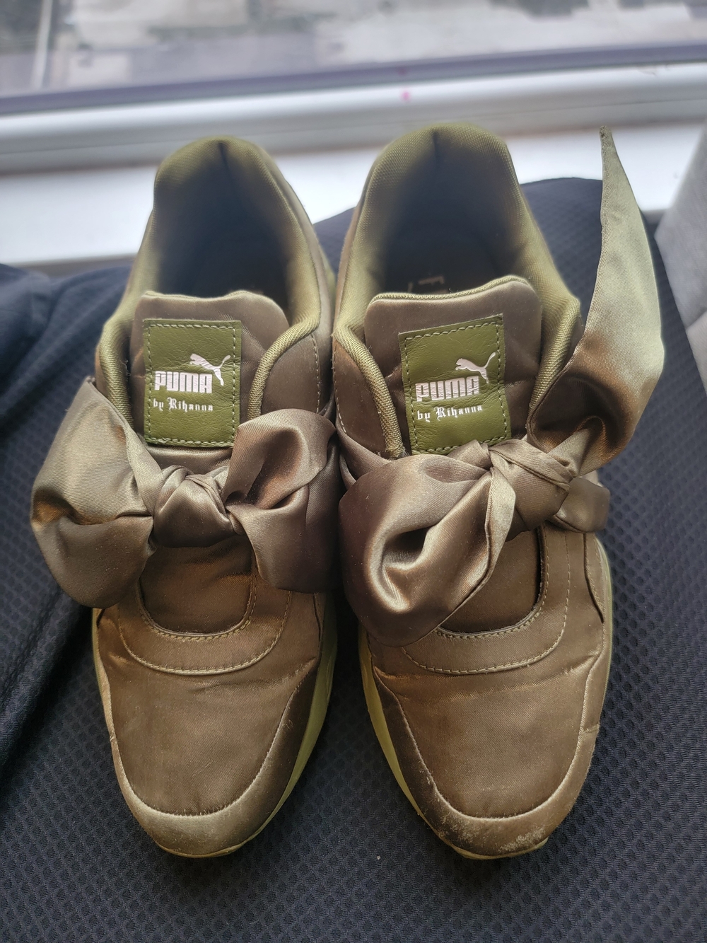 Puma By Rihanna Satin Bow Sneakers in Olive